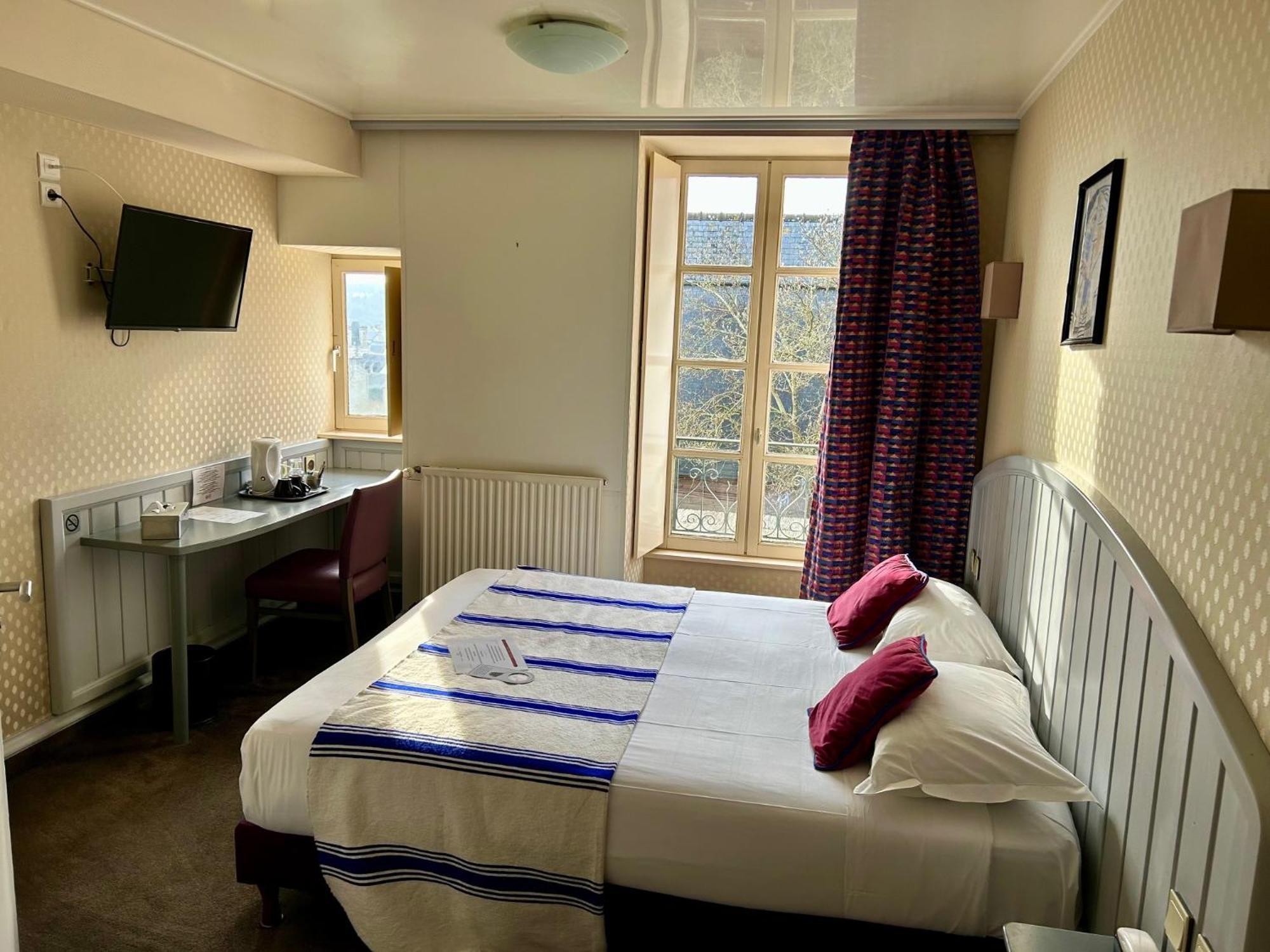 Cit'Hotel Le Challonge Ντινάν Εξωτερικό φωτογραφία