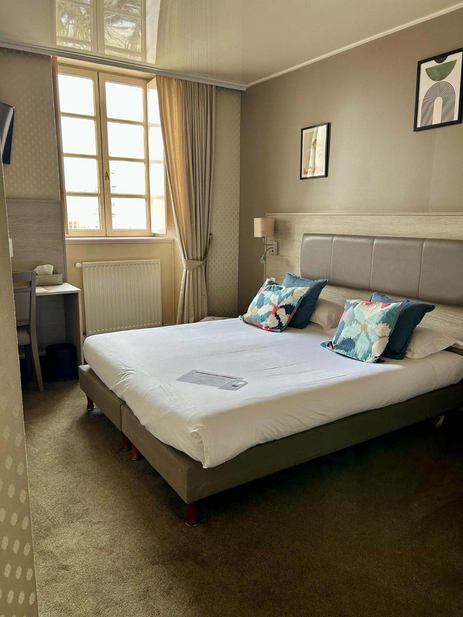 Cit'Hotel Le Challonge Ντινάν Εξωτερικό φωτογραφία